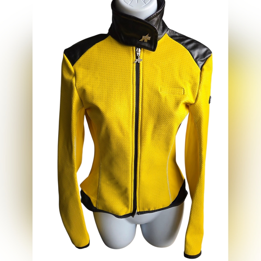 ASSOS Switzerland Womens Umajack 851 Cycling Yellow Black Jacket Size M